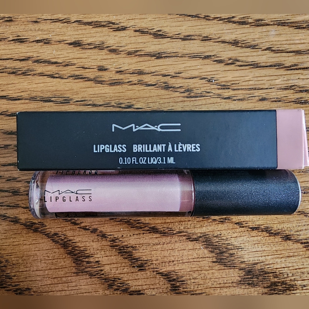 🆕️MAC | Lipglass in Oyster Girl